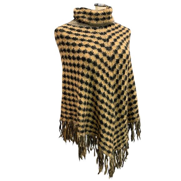 One Size Big Buddha Womens Fringed Poncho Turtleneck Checked Soft - Picture 1 of 9